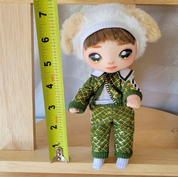 Two Na Na Na Surprise - Michael Manchester Doll -Series 3 Dottie DeMil - Picture 6 of 16